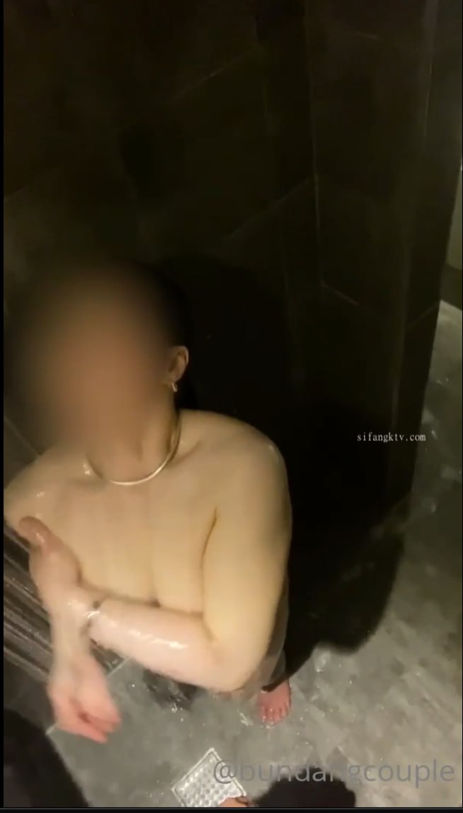 超骚女留学生VIP收费视频〜透过自慰更认识自己的高潮点〜大家在家里也要练习唷！